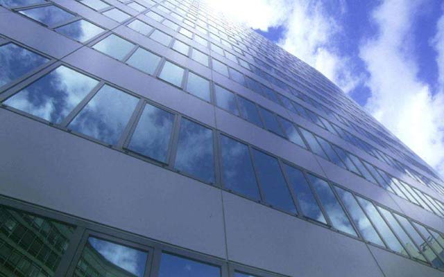 明泰鋁業(yè)2200超寬鋁板，幕墻鋁板彰顯風采